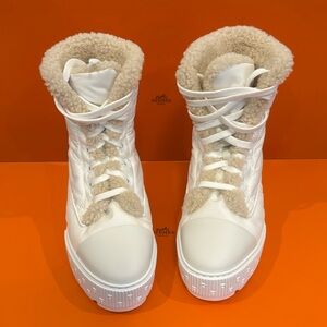 BNIB authentic Hermes shearling Fresh boots! These are sold out everywhere !